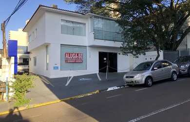 Imagem: O depósito possui 4 Vagas na garagem, 200m² de Área e está