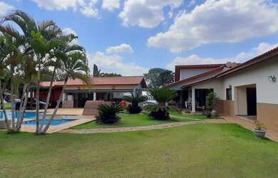 Imagem 7: Casa de condomínio. Piscina, Churrasqueira, Lareirae5 Banheiros