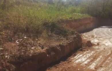 Imagem 2: Vendo. 1 Vaga na garageme1 Dormitório