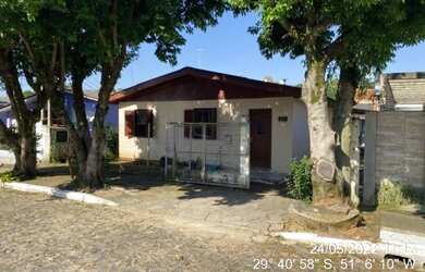 Imagem: O terreno possui 378m² de Área, Imóvel novo e está localizado