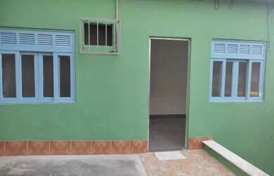 Imagem: A casa possui 1 Dormitório, 1 Banheiro e está localizado