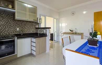 Imagem 16: Venda Sobrado com 258,00 metroQuadrado, 3 dormitório s , 4 vaga s . Swiss...