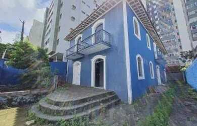 Imagem: A casa possui 5 Dormitórios, 5 Banheiros, 5 Vagas na garagem