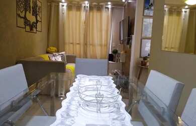 Imagem: O apartamento possui 2 Dormitórios, 1 Banheiro, 1 Vaga na garagem