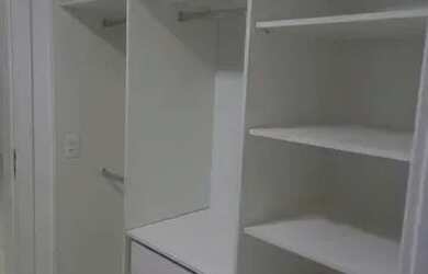 Imagem 5: Casa de condomínio para venda possui 410 metros quadrados com 4 quartos