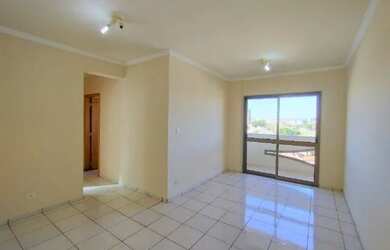 Imagem: O apartamento possui 2 Dormitórios, 2 Banheiros, 2 Vagas na