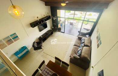 Imagem: A casa em condomínio possui 4 Dormitórios, 4 Banheiros, 3