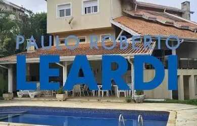 Imagem: A casa em condomínio possui 4 Dormitórios, 5 Banheiros, 5