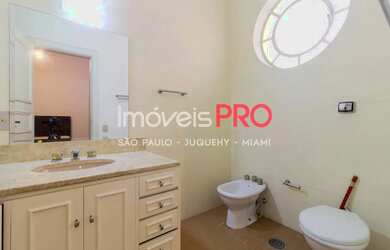 Imagem 12: Um Lindenberg de 494 m2 com ares de casa no coração dos jardins