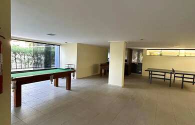 Imagem: O apartamento possui 5 Dormitórios, 5 Banheiros, 2 Vagas na