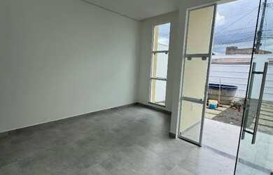 Imagem 3: Excelente casa 2/4 sendo 1 suíte no bairro papagaio