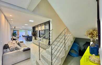 Imagem 3: Sobrado com 3 suítes sendo duas americanas a venda Bairro Jardim Mariliza...