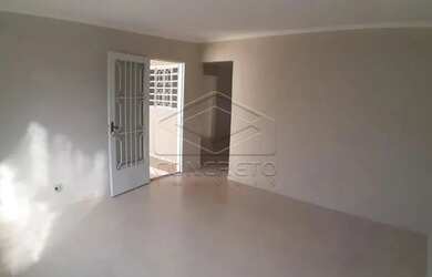 Imagem 6: Casa Residência em Jaú. Churrasqueira, 12m² de Área, 2 Vagas na garageme3...