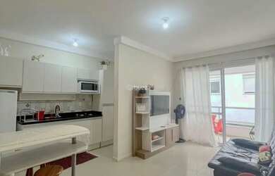 Imagem: O apartamento possui 2 Dormitórios, 2 Banheiros, 2 Vagas na