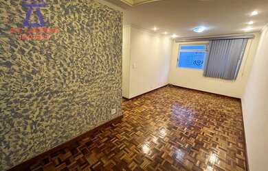 Imagem: O apartamento possui 3 Dormitórios, 1 Banheiro, 2 Vagas na