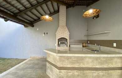 Imagem 15: Casa à venda no bairro Santa Mônica em Uberlândia