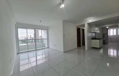 Imagem: O apartamento possui 3 Dormitórios, 2 Banheiros, 2 Vagas na