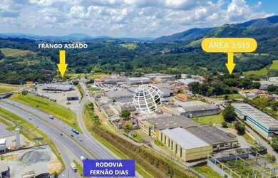 Imagem: O depósito possui 4 Vagas na garagem, 391m² de Área, Imóvel