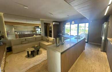 Imagem: A casa possui 3 Dormitórios, 4 Banheiros, 182m² de Área e