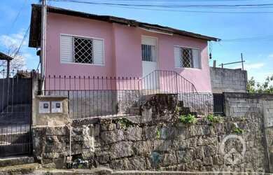 Imagem: A casa possui 2 Dormitórios, 1 Banheiro, 41m² de Área e