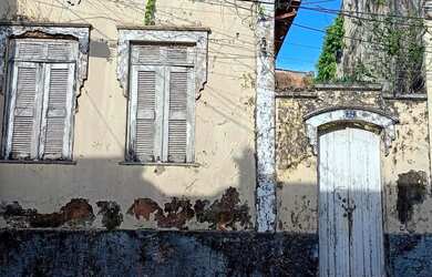 Imagem: A casa possui 2 Dormitórios, 2 Banheiros, Imóvel novo e está