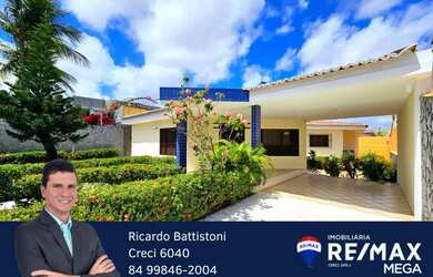 Imagem: A casa possui 3 Dormitórios, 4 Banheiros, 2 Vagas na garagem