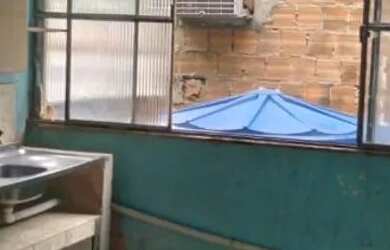 Imagem: A casa possui 1 Dormitório, 1 Banheiro e está localizado