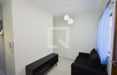 Imagem: O apartamento possui 1 Dormitório, 1 Banheiro, 32m² de Área