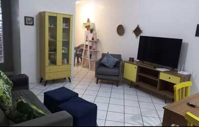 Imagem: O apartamento possui 2 Dormitórios, Acomodam 6 pessoas e 1