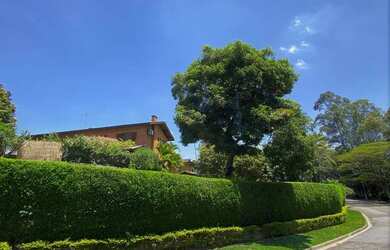Imagem 4: Casa contemporânea em condomínio de Alto Padrao no miolo da Granja Viana,...