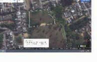 Imagem: O terreno possui 12.698m² de Área e está localizado em Jardim