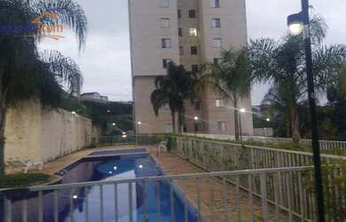 Imagem: O apartamento possui 3 Dormitórios, 1 Banheiro, 1 Vaga na garagem