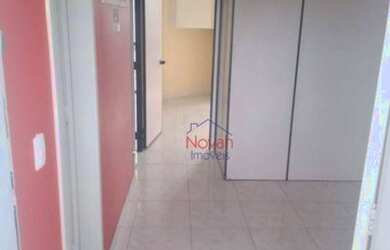 Imagem: O depósito possui 1 Vaga na garagem e 65m² de Área e está