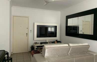 Imagem: O apartamento possui 1 Dormitório, 1 Banheiro, 1 Vaga na garagem