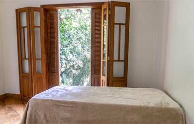 Imagem 14: Casa de condomínio para venda tem 361 metros quadrados!