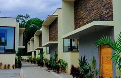 Imagem: A casa em condomínio possui 3 Dormitórios, 4 Banheiros, 2