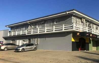 Imagem: O apartamento possui 1 Dormitório, 1 Banheiro, 1 Vaga na garagem