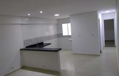 Imagem: O apartamento possui 1 Dormitório, 1 Banheiro, 1 Vaga na garagem