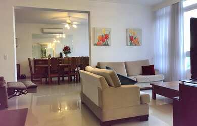 Imagem: O apartamento possui 5 Dormitórios, 5 Banheiros, 2 Vagas na