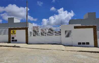 Imagem: A casa em condomínio possui 2 Dormitórios, 2 Banheiros, 2