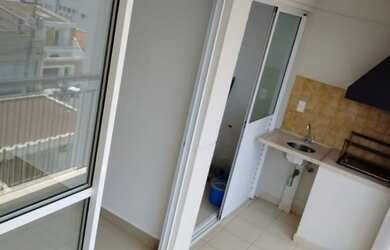 Imagem: O apartamento possui 3 Dormitórios, 2 Banheiros, 2 Vagas na