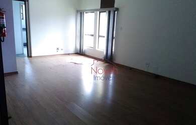 Imagem: O depósito possui 1 Vaga na garagem e 80m² de Área e está