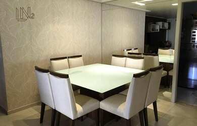 Imagem: O apartamento possui 3 Dormitórios, 1 Banheiro, 2 Vagas na