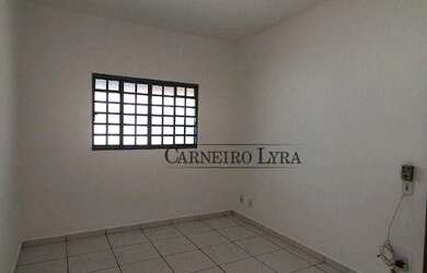 Imagem: A casa possui 2 Dormitórios, 2 Banheiros, 1 Vaga na garagem