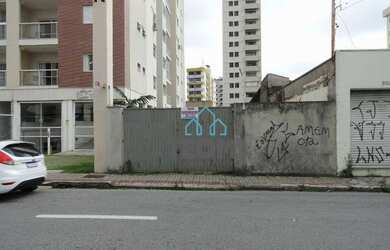 Imagem: O terreno possui 363m² de Área e está localizado em Centro