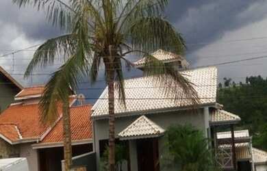 Imagem: A casa em condomínio possui 3 Dormitórios, 5 Banheiros, 2