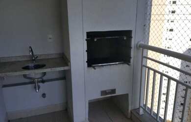 Imagem: O apartamento possui 3 Dormitórios, 2 Banheiros, 2 Vagas na