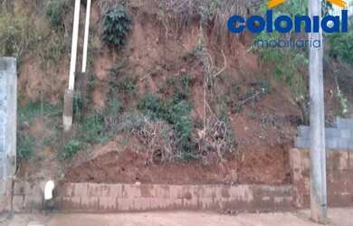 Imagem 2: TERRENO EM ACLIVE. 