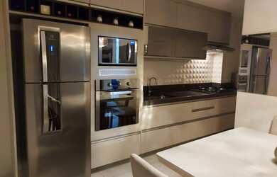 Imagem: O apartamento possui 2 Dormitórios, 2 Banheiros, 2 Vagas na