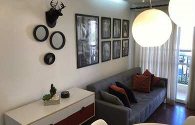 Imagem: O apartamento possui 2 Dormitórios, 1 Banheiro, 1 Vaga na garagem